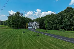 304 Stoneridge Ln, Adams Township, PA 16046 - Photo 13