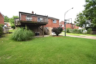 1031 Alquin St, Port Vue, PA 15133 - Photo 3