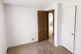 1031 Alquin St, Port Vue, PA 15133 - Photo 9