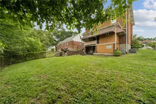 333 Greenwood Pl, Bridgeville, PA 15017 - Photo 37