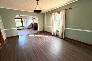 158 Edgewood Ave, Grove City Boro, PA 16127 - Photo 9