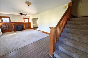 158 Edgewood Ave, Grove City Boro, PA 16127 - Photo 3