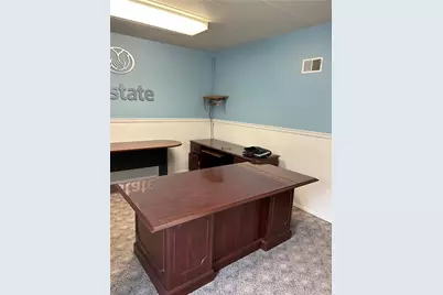 4501 Peoples Road #208, Ross Twp, PA 15237 - Photo 5
