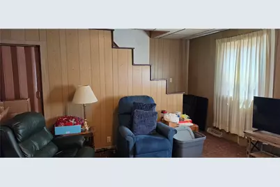 30 Orange St, Conemaugh-Yough Townships, PA 15681 - Photo 3