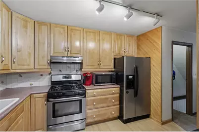 2746 Kingston Dr, Harrison Township, PA 15065 - Photo 13