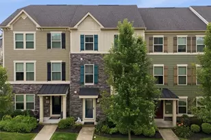 432 Fairmont Dr, Marshall, PA 15090 - Photo 1