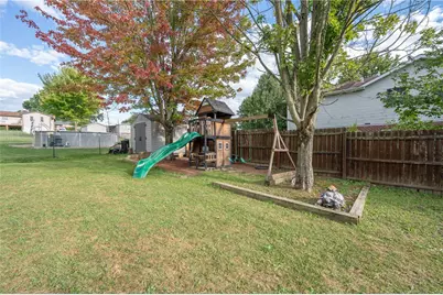105 Frank Cir, Derry Township, PA 15650 - Photo 31