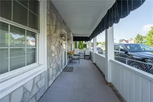 11 School St, Scottdale, PA 15683 - Photo 5