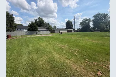 3305 3rd St, Dunbar, PA 15431 - Photo 9