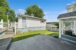 514 Finley St, Monongahela City, PA 15063 - Photo 9