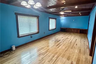 3685 Churchview Avenue Extension, Pittsburgh, PA 15236 - Photo 5