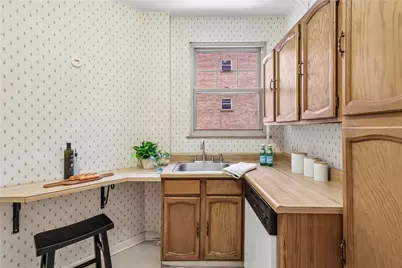 144 N Dithridge Street Unit 307 #307, Pittsburgh, PA 15213 - Photo 19