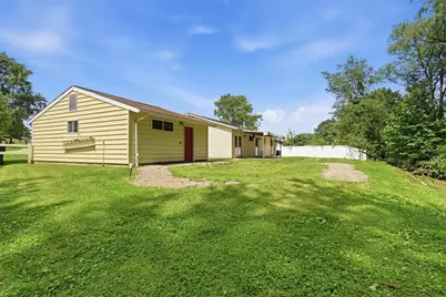 225 Sandalwood Dr, Cranberry Township, PA 16066 - Photo 41