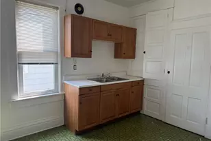 305 N Lafayette St, New Castle, PA 16102 - Photo 7