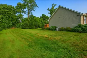 1213 West Dr, Penn Township, PA 16002 - Photo 15