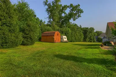 1213 West Dr, Penn Township, PA 16002 - Photo 11