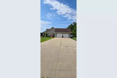 1213 West Dr, Penn Township, PA 16002 - Photo 5