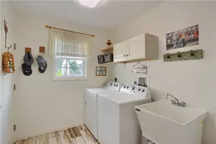 1213 West Dr, Penn Township, PA 16002 - Photo 35