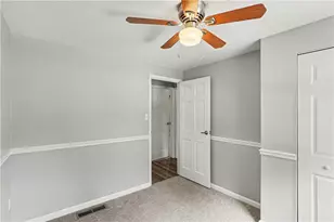 1914 Strawbridge Dr, South Park, PA 15129 - Photo 13