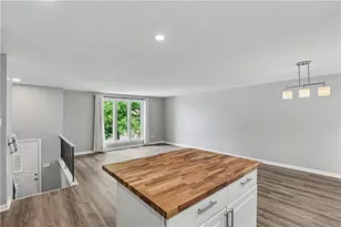 1914 Strawbridge Dr, South Park, PA 15129 - Photo 7
