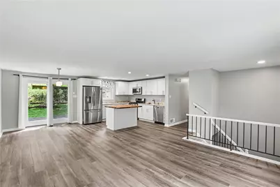 1914 Strawbridge Dr, South Park, PA 15129 - Photo 3