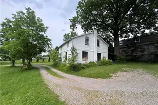 275 S Duffy Rd, Twp of But SW, PA 16001 - Photo 3