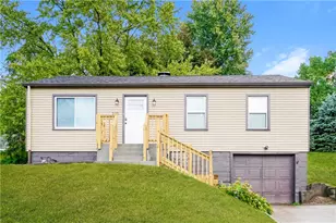 219 Maple Dr, Monroeville, PA 15146 - Photo 1