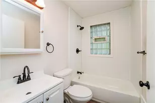 219 Maple Dr, Monroeville, PA 15146 - Photo 17