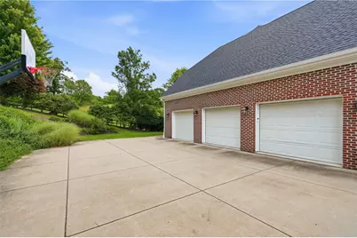 7000 Pinehurst Dr, Collier Township, PA 15142 - Photo 43