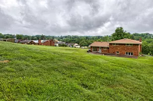 177 S Thompson Ln, Irwin, PA 15642 - Photo 27