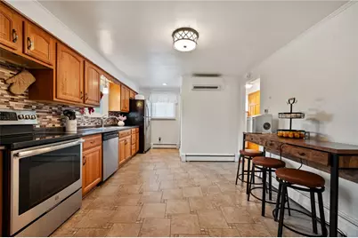 611 Pikeview Dr, Pittsburgh, PA 15239 - Photo 9
