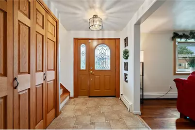 611 Pikeview Dr, Pittsburgh, PA 15239 - Photo 3