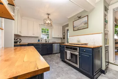 228 Edgewood Ave, Grove City Boro, PA 16127 - Photo 11