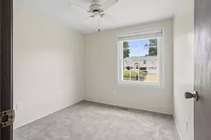 113 Cranbrooke Dr, Findlay Township, PA 15108 - Photo 27