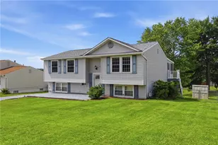 113 Cranbrooke Dr, Findlay Township, PA 15108 - Photo 1