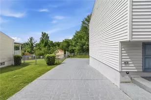 113 Cranbrooke Dr, Findlay Township, PA 15108 - Photo 41
