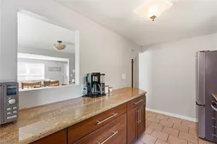 654 Crystal Dr, Pittsburgh, PA 15228 - Photo 23