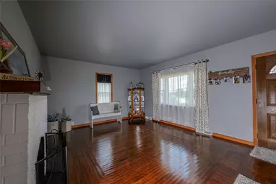 317 S Washington St, Eau Claire, PA 16030 - Photo 9