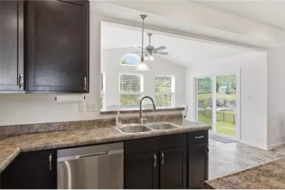 304 Rose Hill Ct, North Strabane, PA 15317 - Photo 13