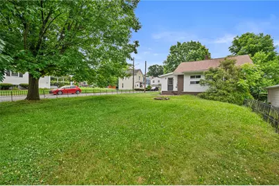 82 E Katherine Ave, Washington, PA 15301 - Photo 25
