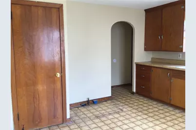 653 Spencer Ave, Sharon, PA 16146 - Photo 7