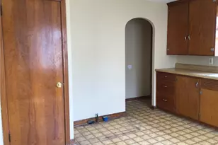 653 Spencer Ave, Sharon, PA 16146 - Photo 7