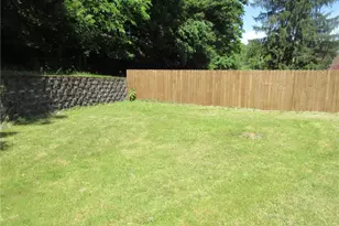 110 Logan Rd, Bethel Park, PA 15102 - Photo 11