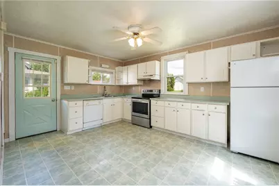 321 W Keeling Ave, Derry Boro, PA 15627 - Photo 11