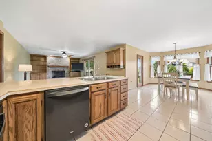 577 Agnes St, Hempfield Township, PA 15601 - Photo 9
