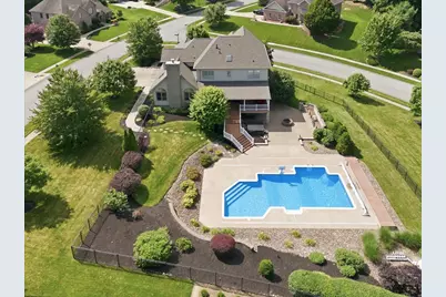 807 Cavan Drive, Cranberry Township, PA 16066 - Photo 5