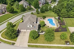 807 Cavan Dr, Cranberry Township, PA 16066 - Photo 13