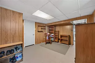 3793 Gary Dr, Pittsburgh, PA 15227 - Photo 23