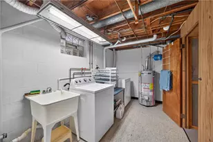 3793 Gary Dr, Pittsburgh, PA 15227 - Photo 27