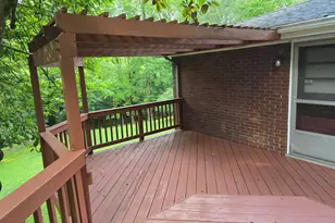 11255 Brokers Ln, North Huntingdon, PA 15642 - Photo 5